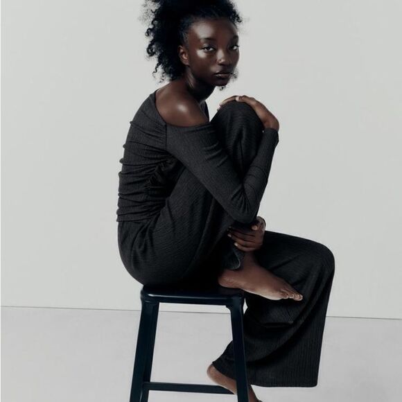 ZARA TEXTURED ASYMMETRIC TOP - Picture 7 of 10